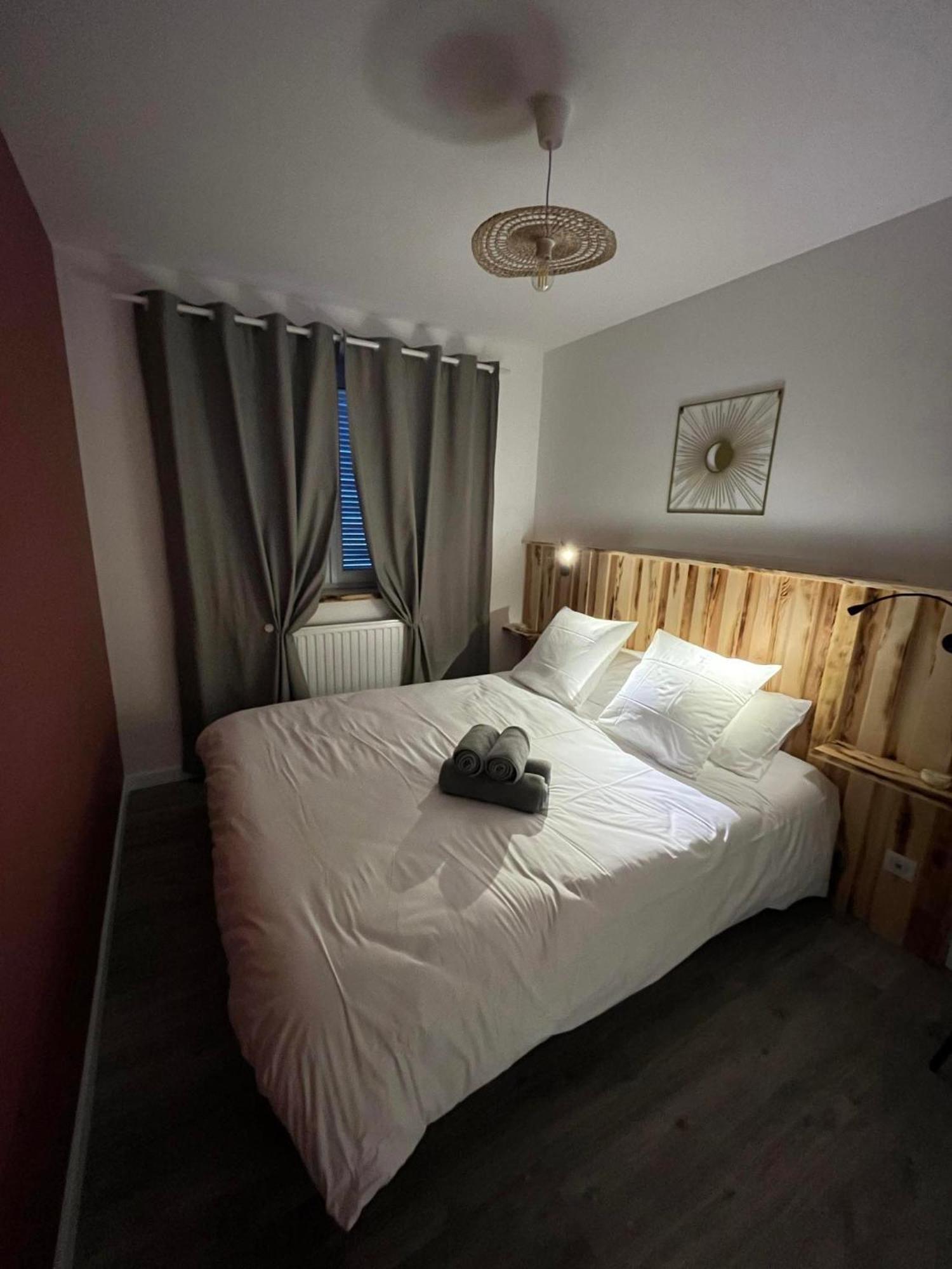 Grand Gite Des Pins Chaumousey Exterior foto